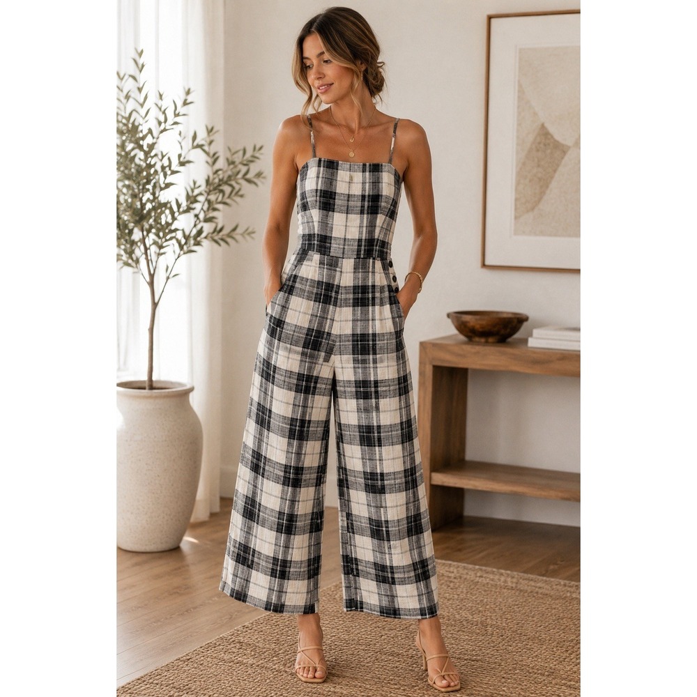 First Monday Plaid Wide Leg Jumpsuit XS Black White Button Detail‎ Cotton
